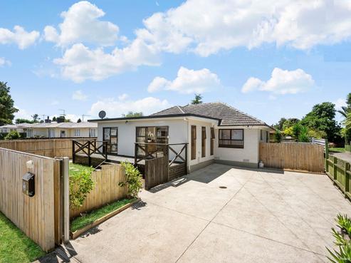 18 Rollerson Street, Papakura