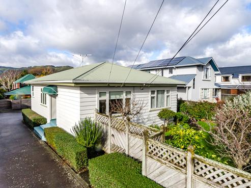 9 Charleston Avenue, Boulcott