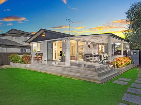 24 Fiesta Drive, Half Moon Bay