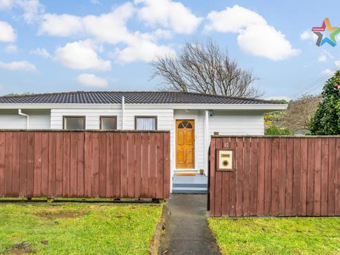 12 Kennedy Grove, Stokes Valley