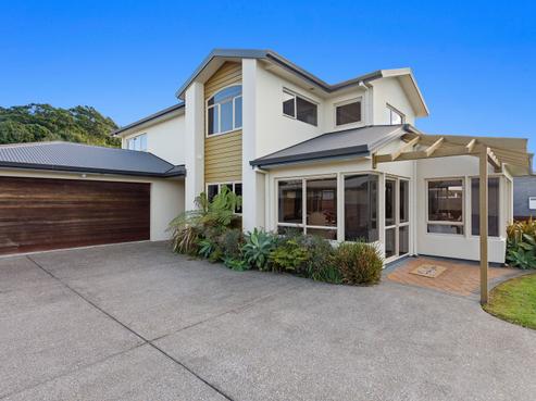 7 Shark Bay Close, Ohope