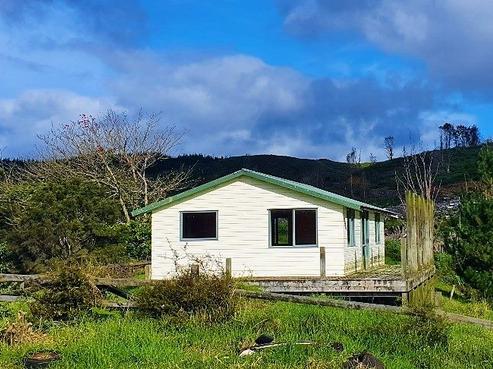 2482 Horeke Road, Horeke
