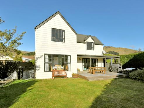 28 Mauger Drive, Heathcote Valley