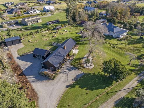 729 McLaughlins Road, Darfield