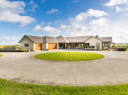 2757 State Highway 1, Rongotea