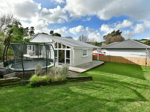 127 Awaroa Road, Helensville