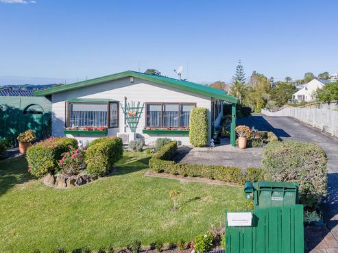 13A Dobell Road, Stanmore Bay