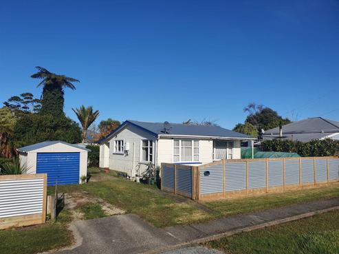 26 Bentham Street, Westport