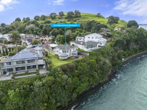 34 Jubilee Avenue, Devonport