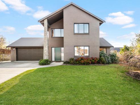 1A Lough Bourne Drive, Pukekohe
