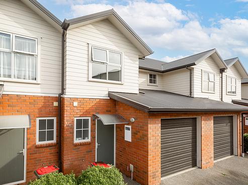 53 Chiefs Court, Hamilton East