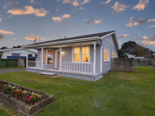22 Queens Road, Elgin