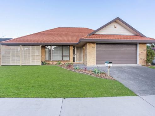 1/52 Millhouse Drive, Northpark