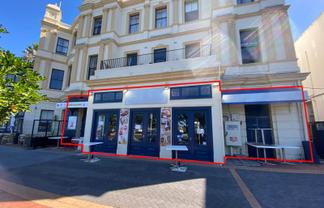 DEVONPORT - RESTAURANT WITH COURTYARD AND SHOP