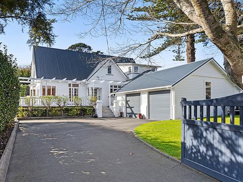 59 Brooklands Road, Brooklands