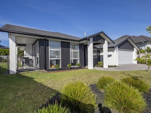 13 Outlook Terrace, Silverdale