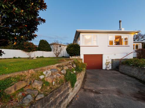 17 Fairview Avenue, Feilding