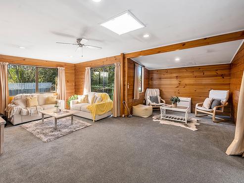 192A Clayton Road, Mangakakahi