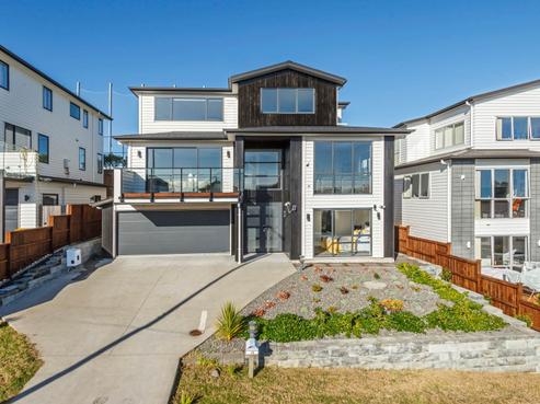 28 Cavalli Road, Long Bay