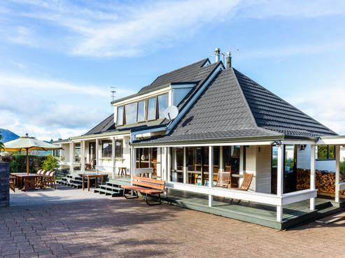 9 Belvedere Grove, Rangatira Park