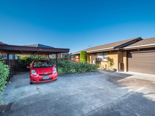 12 Annette Avenue, Te Atatu South