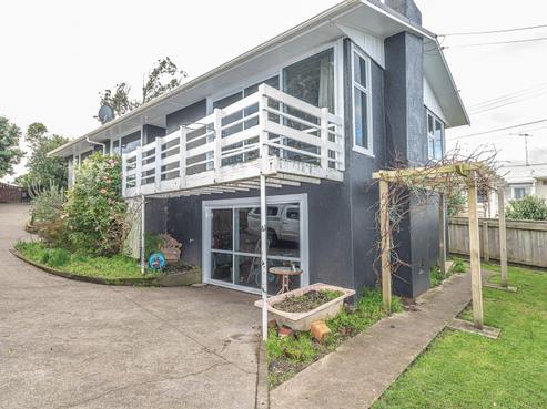 112 Mount View Road, Bastia Hill