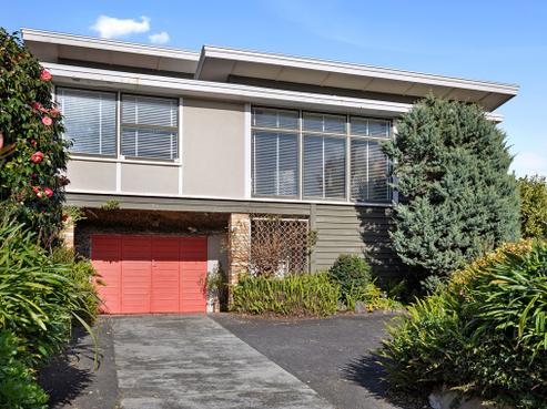 480 Devon Street East, Strandon
