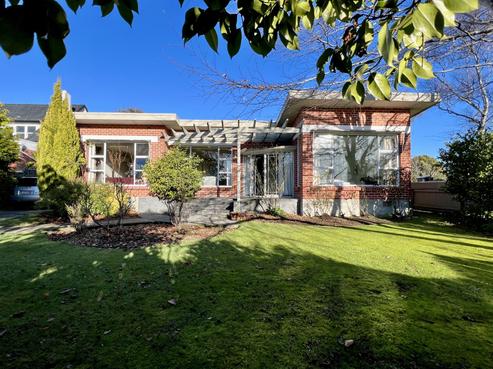 131 Albert Street, Gladstone