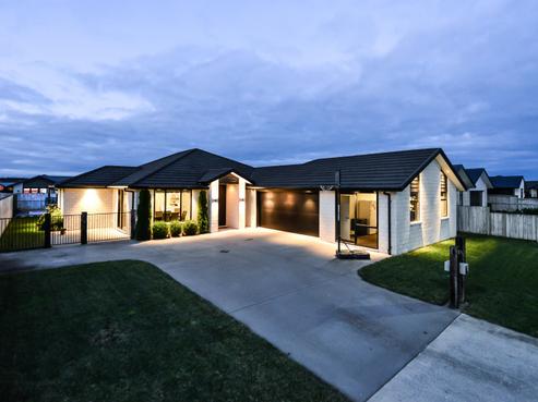 6 Helen June Avenue, Flagstaff