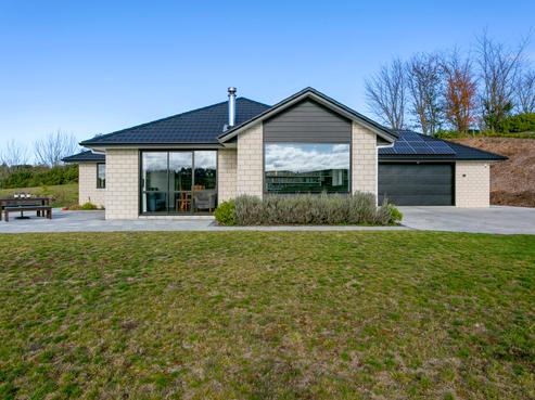 20 Stewart Glen, Acacia Bay