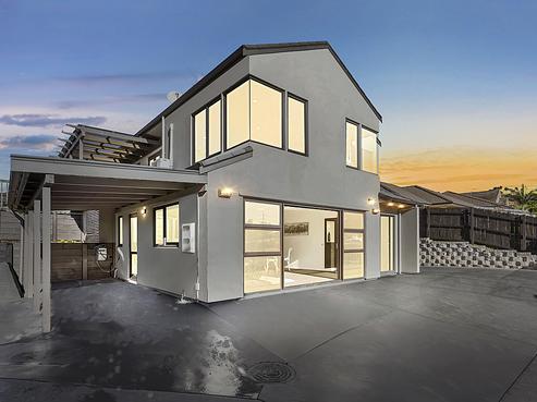 13 Arrowsmith Drive, Clover Park