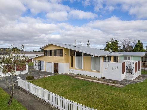 2 Garden Place, Tikipunga