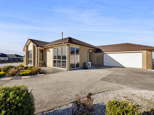 12 Denby Heights, Hawera