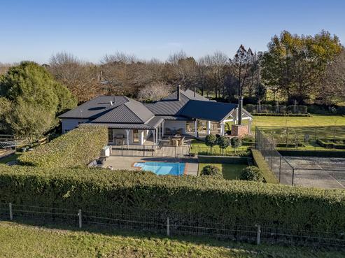 233 Barnes Road, Lincoln