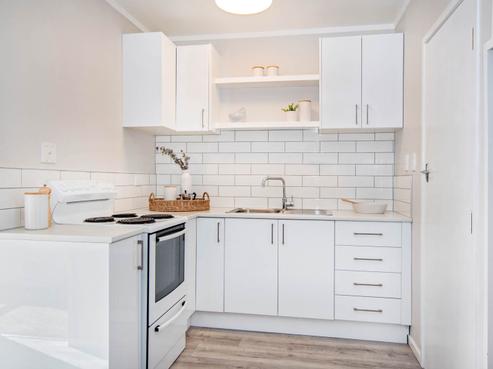 2/13 Fifth Avenue, Avenues