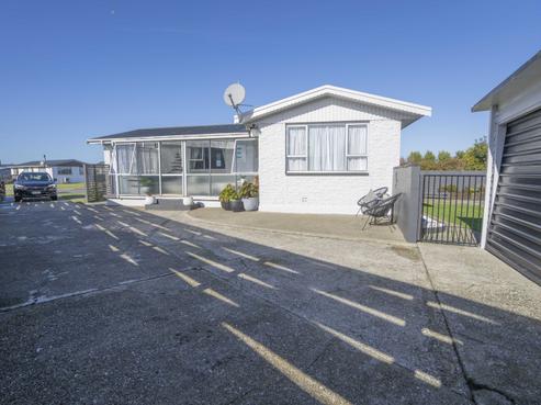 48 Arundel Crescent, Strathern