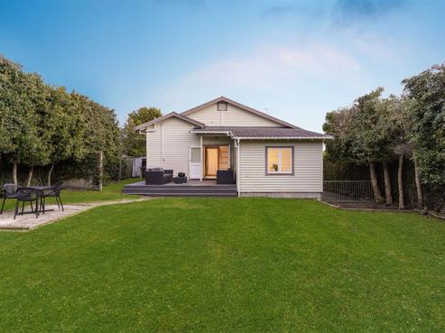 196 Mount Albert Road, Sandringham