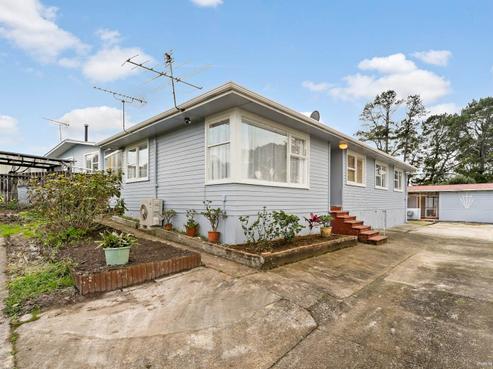 5 Thornlow Street, Glendene