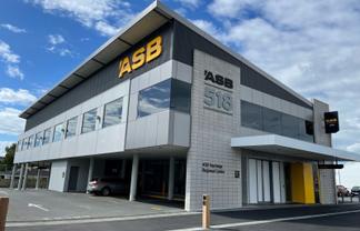 A Grade office with st presence - discounted rent!