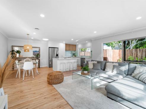 32A Centreway Road, Orewa