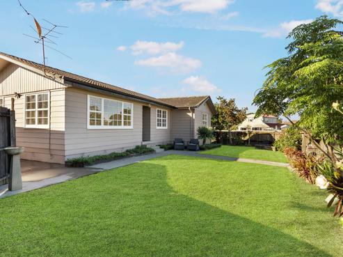 1 Fiesta Drive, Half Moon Bay