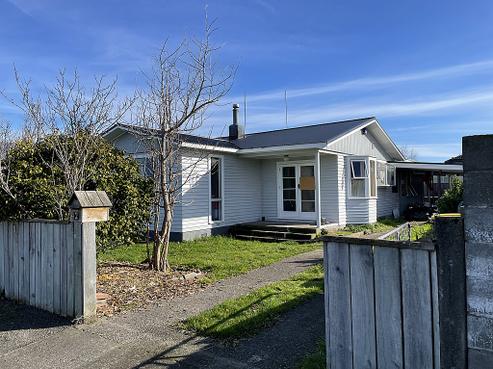 42 Gladstone Street, Feilding