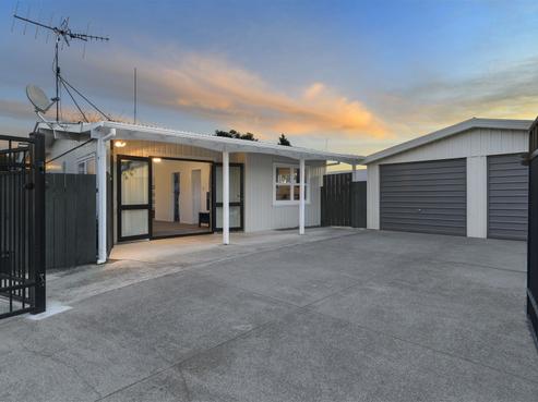 8A Wayne Place, Judea