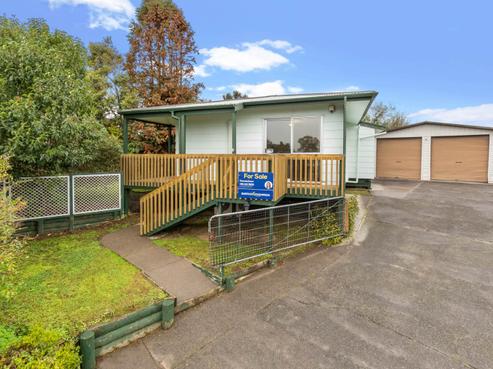 22 Burundi Avenue, Clendon Park