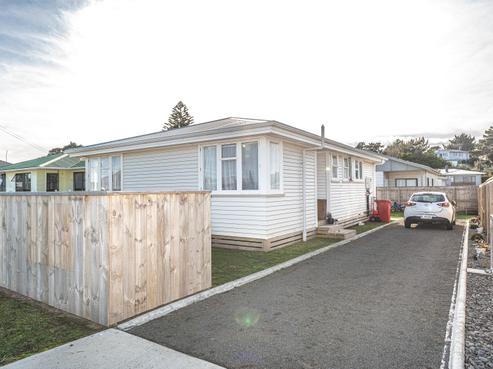 74 Cornfoot Street, Castlecliff