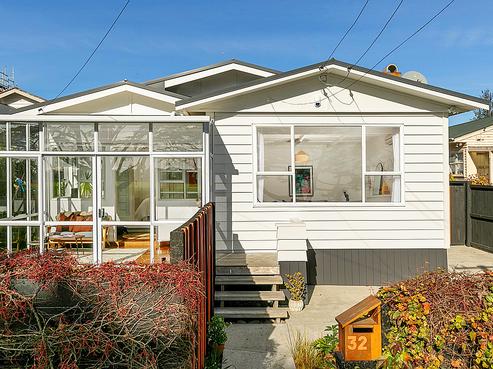 32 Walker Road, Point Chevalier