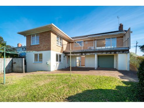 417 Don Buck Road, Massey
