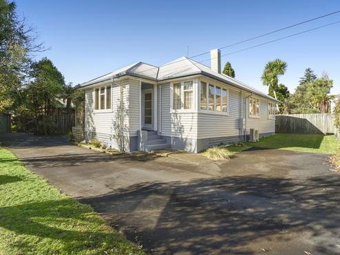 16A Fairley Road, Lynmore