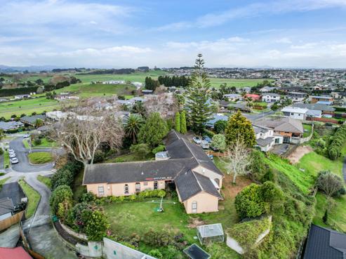 17 Palm Grove Drive, Western Heights