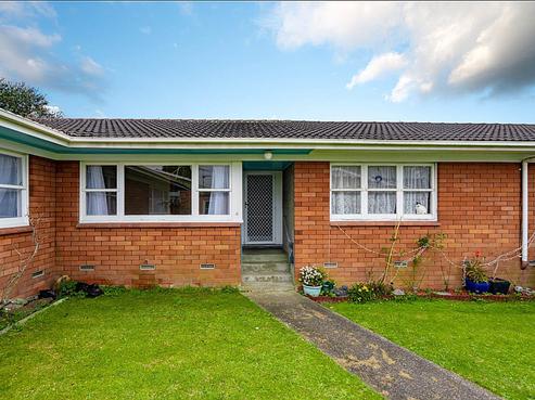 4/62 Great South Road, Papakura